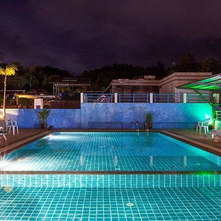 Larn Park Resortel Patong Exterior foto