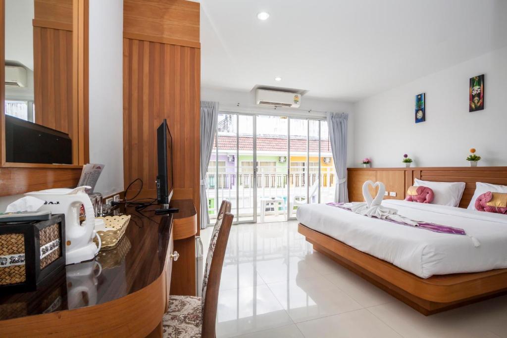 Larn Park Resortel Patong Quarto foto
