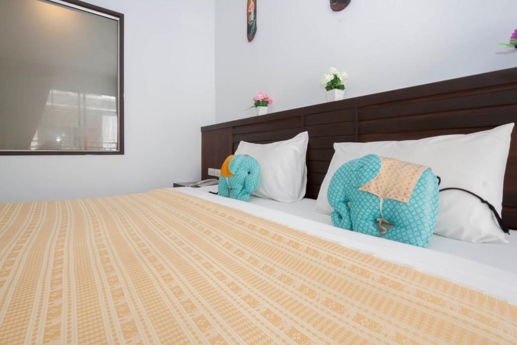 Larn Park Resortel Patong Quarto foto