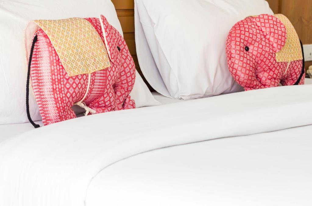Larn Park Resortel Patong Quarto foto